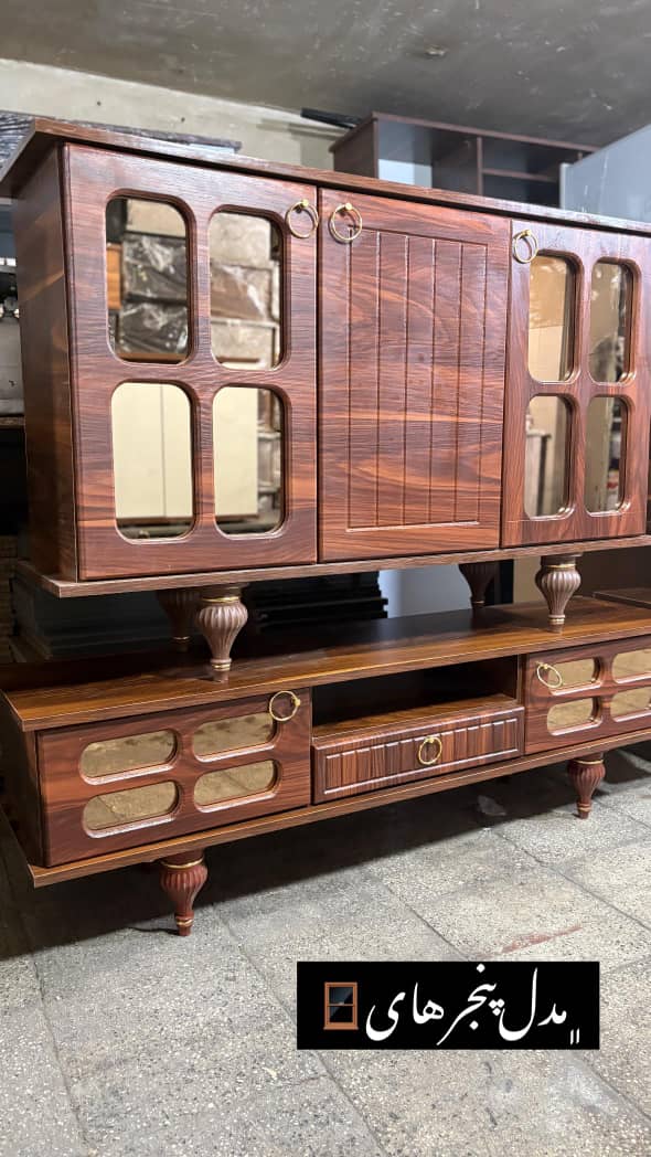 مدل پنجره ای قهوای تیره بدون جاکفشی ۹۵۰۰۰۰۰ تومان